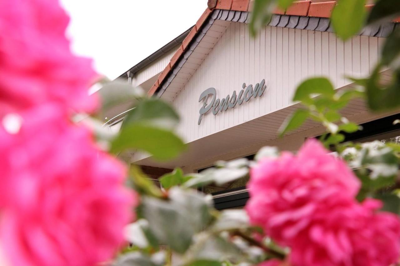 Pension " Zu Den Linden" Trin Trinwillershagen Bagian luar foto